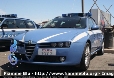 Alfa Romeo 159 Sportwagon Q4
Polizia di Stato
Polizia F9310
Parole chiave: alfa_romeo 159_sportwagon_q4 poliziaf9310