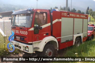 Iveco EuroCargo 135E24 4x4 I serie
Vigili del Fuoco
Distretto di Pergine Valsugana
Corpo Volontario di Baselga di Pinè (TN)
allestimento Magirus
VF F27 TN
Parole chiave: Iveco EuroCargo_135E24_4x4_Iserie VFF27TN