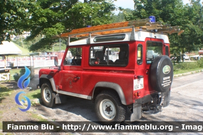 Land Rover Defender 90
Vigili del Fuoco
Distretto di Trento
Corpo Volontario di Sover (TN)
VF K94 TN
Parole chiave: Land_Rover Defender_90 VFK94TN