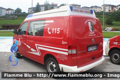 VolksWagen T5 Restyle
Vigili del Fuoco
Distretto di Pergine Valsugana
Corpo Volontario di Frassilongo (TN)
allestimento  Brandschutz-Rosenbauer
VF 8K9 TN
Parole chiave: VolksWagen T5_Restyle VF8K9TN