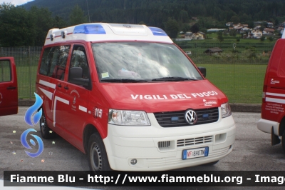 Volkswagen Transporter T5
Vigili del Fuoco
Distretto di Pergine Valsugana
Corpo Volontario di Palù del Fersina (TN)
allestimento Brandschutz-Rosenbauer
VF 8H0 TN
Parole chiave: Volkswagen Transporter_T5 VF8H0TN