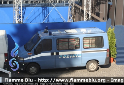 Fiat Ducato II serie
Polizia di Stato
Polizia E1494
Parole chiave: fiat ducato_IIserie poliziae1494