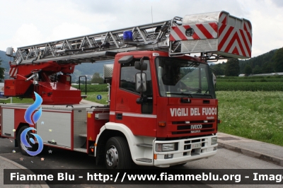 Iveco EuroFire 120E23 I serie 
Vigili del Fuoco
Unione Distrettuale di Pergine Valsugana (TN)
AutoScala allestimento Iveco-Magirus
VF C10 TN
Parole chiave: Iveco EuroFire_120E23_Iserie VFC10TN