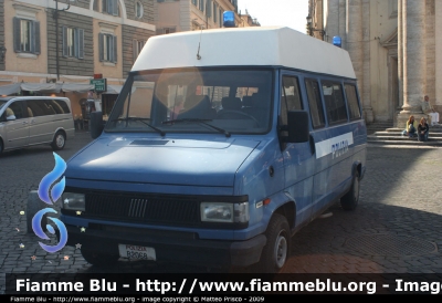 Fiat Ducato I serie
Polizia di Stato
Polizia B2068
Parole chiave: fiat ducato_Iserie poliziab2068