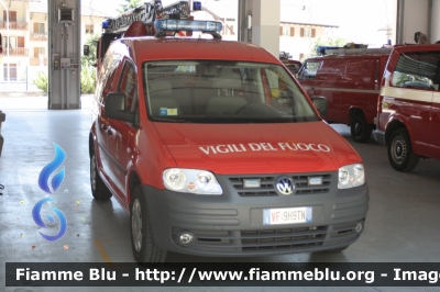 Volkswagen Caddy III serie 4Motion
Vigili del Fuoco
Distretto di Mezzolombardo
Corpo Volontario di Mezzolombardo (TN)
VF 9H9 TN
Parole chiave: Volkswagen Caddy_IIIserie_4Motion VF9H9TN