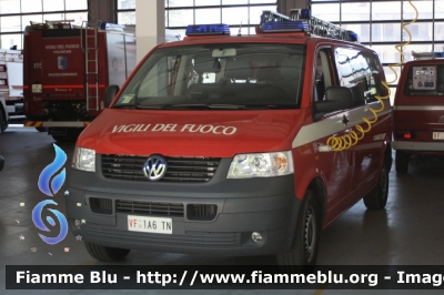 Volkswagen Transporter T5 4motion
Vigili del Fuoco
Distretto di Mezzolombardo
Corpo Volontario di Mezzolombardo (TN)
VF 1A6 TN
Parole chiave: Volkswagen Transporter_T5_4motion VF1A6TN