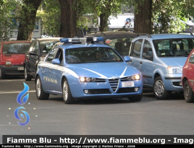 Alfa Romeo 159
Polizia di Stato
Squadra Volante
POLIZIA F5448
Parole chiave: Alfa-Romeo 159 POLIZIAF5448