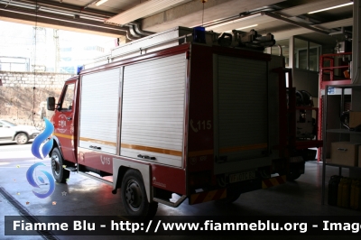 Iveco Daily 4x4 II serie
Vigili del Fuoco
Unione Distrettuale di Bolzano
Corpo Volontario di Bolzano Città - Stadt Bozen (BZ)
VF 0TG BZ
Parole chiave: Iveco Daily_4x4_IIserie VF0TGBZ Civil_Protect_2016