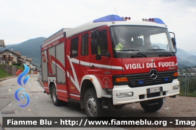 Mercedes-Benz Atego 1628 4x4 I serie
Vigili del Fuoco
Distretto di Trento
Corpo Volontario di Albiano (TN)
Allestimento Ziegler
VF 2D6 TN
Parole chiave: Mercedes-Benz Atego_1628_4x4_Iserie VF2D6TN