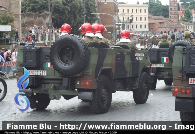 Iveco VM90
Aeronautica Militare
AM CC 211
Parole chiave: iveco vm90 amcc211 festa_della_repubblica_2009