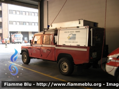 Land Rover Defender 130
Vigili del Fuoco
Corpo Permanente di Trento
EUSR - Soccorsi Speciali
VF J36 TN
Parole chiave: Land_Rover Defender_130 VFJ36TN