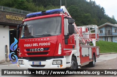 Iveco EuroCargo 110EL22 III serie 
Vigili del Fuoco
Distretto di Trento
Corpo Volontario di Albiano (TN)
Piattaforma Multitel-Pagliero
VF 0L6 TN
Parole chiave: Iveco EuroCargo_110EL22_IIIserie VF0L6TN