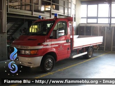 Iveco Daily III serie
Vigili del Fuoco
Corpo Permanente di Trento
VF 7J8 TN
Parole chiave: Iveco daily_IIIserie vf7j8tn