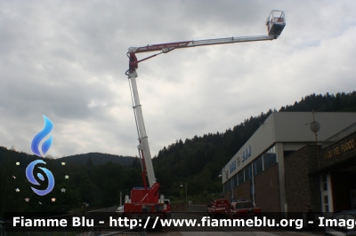 Iveco EuroCargo 110EL22 III serie 
Vigili del Fuoco
Distretto di Trento
Corpo Volontario di Albiano (TN)
Piattaforma Multitel-Pagliero
VF 0L6 TN
Parole chiave: Iveco EuroCargo_110EL22_IIIserie VF0L6TN