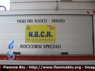 Land Rover Defender 110
Vigili del Fuoco
Corpo Permanente di Trento
N.B.C.R. Soccorsi Speciali
Unità di Decontaminazione
VF K33 TN
Parole chiave: Land_Rover Defender_110 VFK33TN