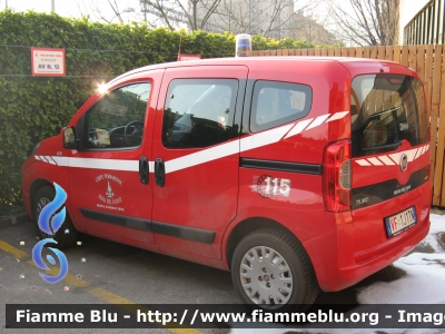 Fiat Qubo
Vigili del Fuoco
Corpo Permanente di Trento
VF 1J1 TN
Parole chiave: Fiat Qubo VF1J1TN