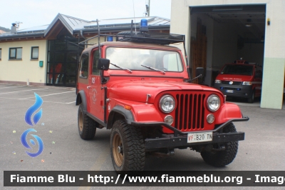 Jeep CJ7
Vigili del Fuoco
Distretto di Trento
Corpo Volontario di Fornace (TN)
VF B20 TN
Parole chiave: Jeep CJ7 VFB20TN