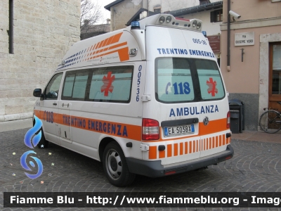 Volkswagen Transporter T5 restyle
A.P.S.S. Trento
118 Trentino Emergenza
allestimento Aricar
005-36
Parole chiave: Volkswagen Transporter_T5_Restyle Ambulanza