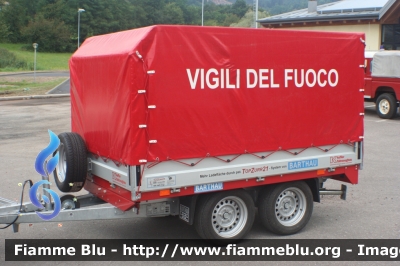 Carrello Barthau
Vigili del Fuoco
Distretto di Trento
Corpo Volontario di Fornace (TN)
Carrello Faro allestimento Kolfer - Fahrzeugbau
VF RX53 TN
Parole chiave: Carrello Barthau VFRX53TN