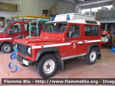 Land Rover Defender 90
Vigili del Fuoco
Distretto di Trento
Corpo Volontario di Gardolo (TN)
VF 
Parole chiave: Land_Rover Defender_90 VFK04TN