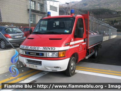 Iveco Daily III serie
Vigili del Fuoco
Corpo Permanente di Trento
Nucleo Elicotteri
VF C78 TN
Parole chiave: iveco daily_IIIserie vfc78tn