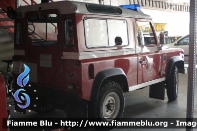 Land Rover Defender 90
Vigili del Fuoco
Distretto di Pergine Valsugana
Corpo Volontario di Levico Terme (TN)
VF J37 TN
Parole chiave: Land-Rover Defender_90 VFJ37TN