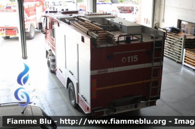 Iveco EuroFire 130E23 I serie
Vigili del Fuoco
Distretto di Pergine Valsugana
Corpo Volontario di Levico Terme (TN)
AutoPompaSerbatoio allestimento Iveco-Magirus
VF F49 TN
Parole chiave: Iveco EuroFire_130E23_Iserie VFF49TN