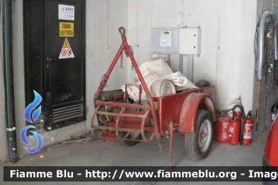 Carrello 
Vigili del Fuoco
Distretto di Pergine Valsugana
Corpo Volontario di Tenna (TN)
VF 
Parole chiave: Carrello