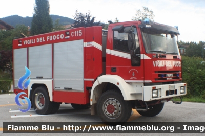 Iveco EuroCargo 135E24 4x4 I serie
Vigili del Fuoco
Distretto di Pergine Valsugana
Corpo Volontario di Baselga di Pinè (TN)
allestimento Magirus
VF F27 TN
Parole chiave: Iveco EuroCargo_135E24_4x4_Iserie VFF27TN