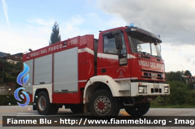 Iveco EuroCargo 135E24 4x4 I serie
Vigili del Fuoco
Distretto di Pergine Valsugana
Corpo Volontario di Baselga di Pinè (TN)
allestimento Magirus
VF F27 TN
Parole chiave: Iveco EuroCargo_135E24_4x4_Iserie VFF27TN