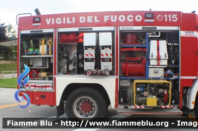 Iveco EuroCargo 135E24 4x4 I serie
Vigili del Fuoco
Distretto di Pergine Valsugana
Corpo Volontario di Baselga di Pinè (TN)
allestimento Magirus
VF F27 TN
Parole chiave: Iveco EuroCargo_135E24_4x4_Iserie VFF27TN