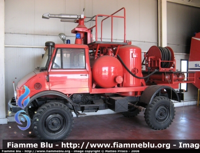 Mercedes-Benz Unimog U404.0
Vigili del Fuoco
Comando Provinciale di Roma
Distaccamento Aeroportuale di Fiumicino
Carro Schiuma
*Dismesso*
VF 13956
Parole chiave: Mercedes-Benz Unimog_U404.0 VF13956