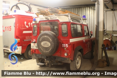 Land Rover Defender 90
Vigili del Fuoco
Distretto della Vallagarina
Corpo Volontario di Folgaria (TN)
VF 0D5 TN
Parole chiave: Land-Rover Defender_90 VF0D5TN