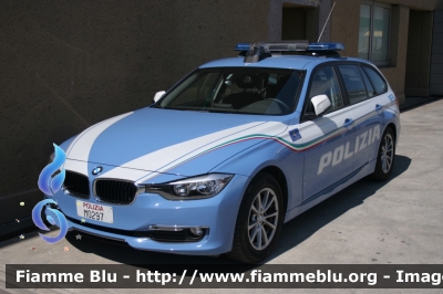 Bmw 318 Touring F31 restyle
Polizia di Stato
Polizia Stradale
Allestimento Marazzi
POLIZIA M0297
Parole chiave: Bmw 318_Touring_F31_restyle POLIZIAM0297