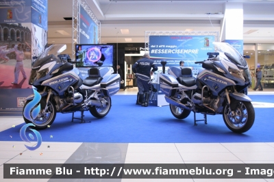 Bmw R1200RT II serie
Polizia di Stato
Polizia Stradale
POLIZIA G2412
POLIZIA G2418
Parole chiave: Bmw R1200RT_IIserie POLIZIAG2418_2412