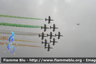 Aermacchi MB339PAN
Aeronautica Militare Italiana
313° Gruppo Addestramento Acrobatico
Stagione esibizioni 2016
Festa della Repubblica 2016
Parole chiave: Aermacchi MB339PAN Festa_della_Repubblica_2016