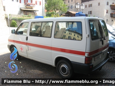 Volkswagen Transporter T4
Croce Rossa Italiana
Comitato Locale di Coredo
CRI A 2547
Parole chiave: Volkswagen Transporter_T4 CRIA2547