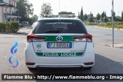 Toyota Auris Touring Sports Hybrid III serie
Polizia Locale Sirmione (BS)
Allestita Ciabilli
Parole chiave: Toyota Auris_Touring_Sports_Hybrid_IIIserie