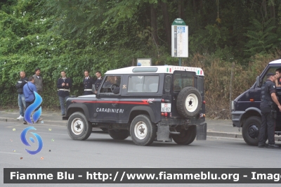 Land Rover Defender 90
Carabinieri
Raggruppamento Carabinieri a Cavallo
CC AE 857
Parole chiave: Land-Rover Defender_90 CCAE857 Festa_della_Repubblica_2011