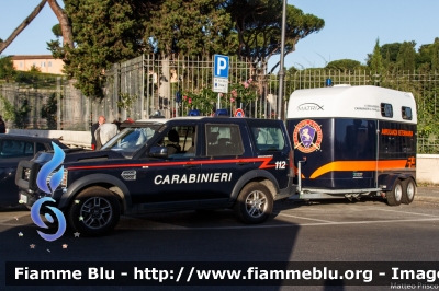 Land Rover Discovery 4
Carabinieri
Reggimento Carabinieri a Cavallo
esemplare con gancio traino per carrello ambulanza veterinaria
CC BJ 049
Parole chiave: Land_Rover Discovery_4 CCBJ049