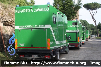 Iveco Daily IV serie
Corpo Forestale dello Stato
Reparto a Cavallo
CFS 893 AE
Parole chiave: Iveco daily_Ivserie CFS893ae