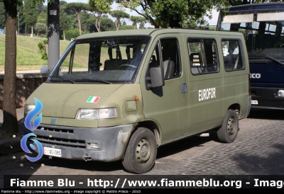 Fiat Ducato II serie
Esercito Italiano
EI AC 085
EUROFOR
Parole chiave: fiat ducato_IIserie eiac085 Festa_della_repubblica_2010