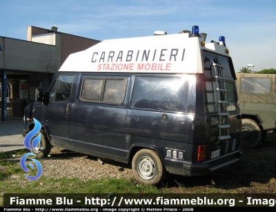 Fiat Ducato I serie II restyle
Carabinieri
CC 785 CQ
Parole chiave: Fiat Ducato_Iserie_IIrestyle cc785cq