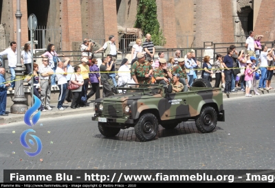 Land Rover Defender 90
Aeronautica Militare
16° Stormo "Fucilieri dell'Aria"
AM AI 217
Parole chiave: land_rover defender_90 amai217 Festa_della_repubblica_2010