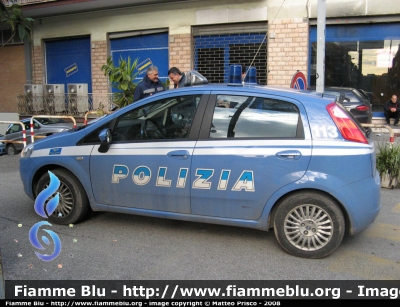 Fiat Grande Punto
Polizia di Stato
Polizia F7714
Parole chiave: fiat grande_punto poliziaF7714