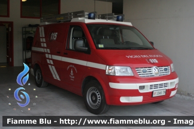 Volkswagen T5
Vigili del Fuoco
Distretto di Trento
Corpo Volontario di Civezzano (TN)
Polisoccorso allestimento MobilTec Fahrzeugbau
VF D46 TN
Parole chiave: Volkswagen T5 VFD46TN