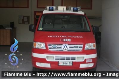 Volkswagen T5
Vigili del Fuoco
Distretto di Trento
Corpo Volontario di Civezzano (TN)
Polisoccorso allestimento MobilTec Fahrzeugbau
VF D46 TN
Parole chiave: Volkswagen T5 VFD46TN