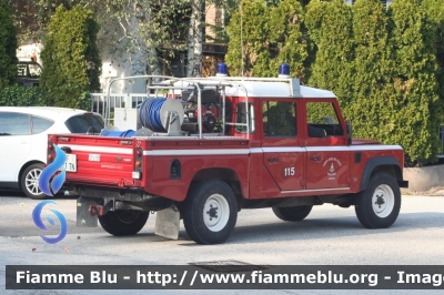 Land Rover Defender 130
Vigili del Fuoco
Distretto di Trento
Corpo Volontario di Civezzano (TN)
VF G77 TN
Parole chiave: Land_Rover Defender_130 VFG77TN