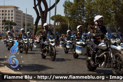 Moto Guzzi V85 TT
Polizia Roma Capitale
Parole chiave: Moto Guzzi_V85_TT