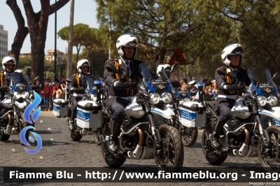 Moto Guzzi V85 TT
Polizia Roma Capitale
Parole chiave: Moto Guzzi_V85_TT